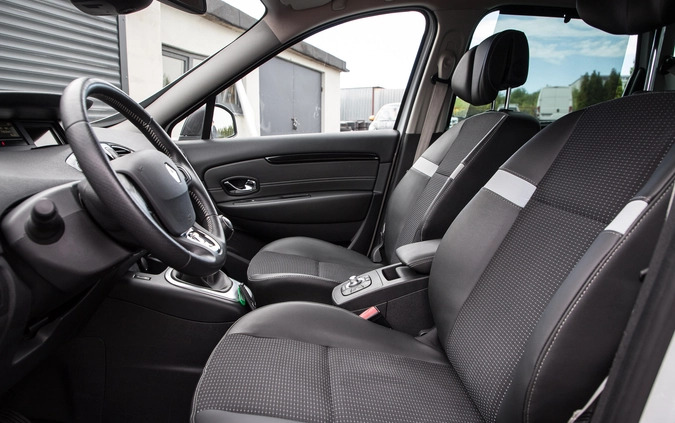 Renault Grand Scenic cena 31900 przebieg: 139000, rok produkcji 2013 z Dobrzyca małe 466